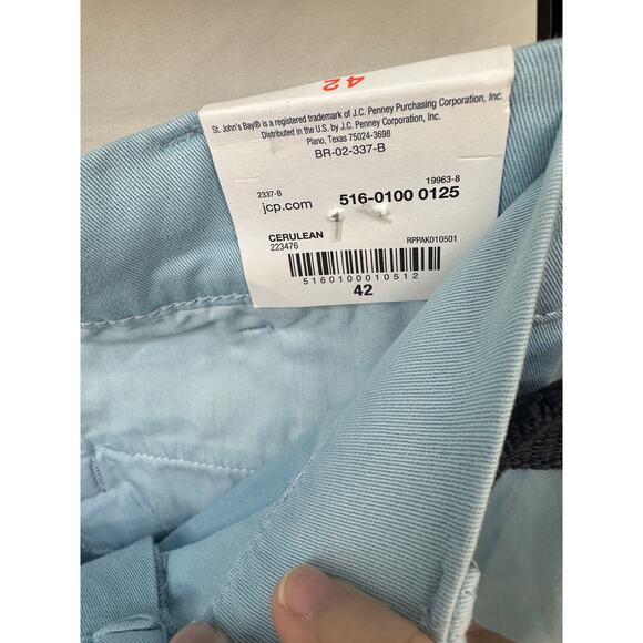 St Johns Bay Men’s 42 Belted Chino Shorts Light Blue Stretch Twill NWT - Picture 5 of 5